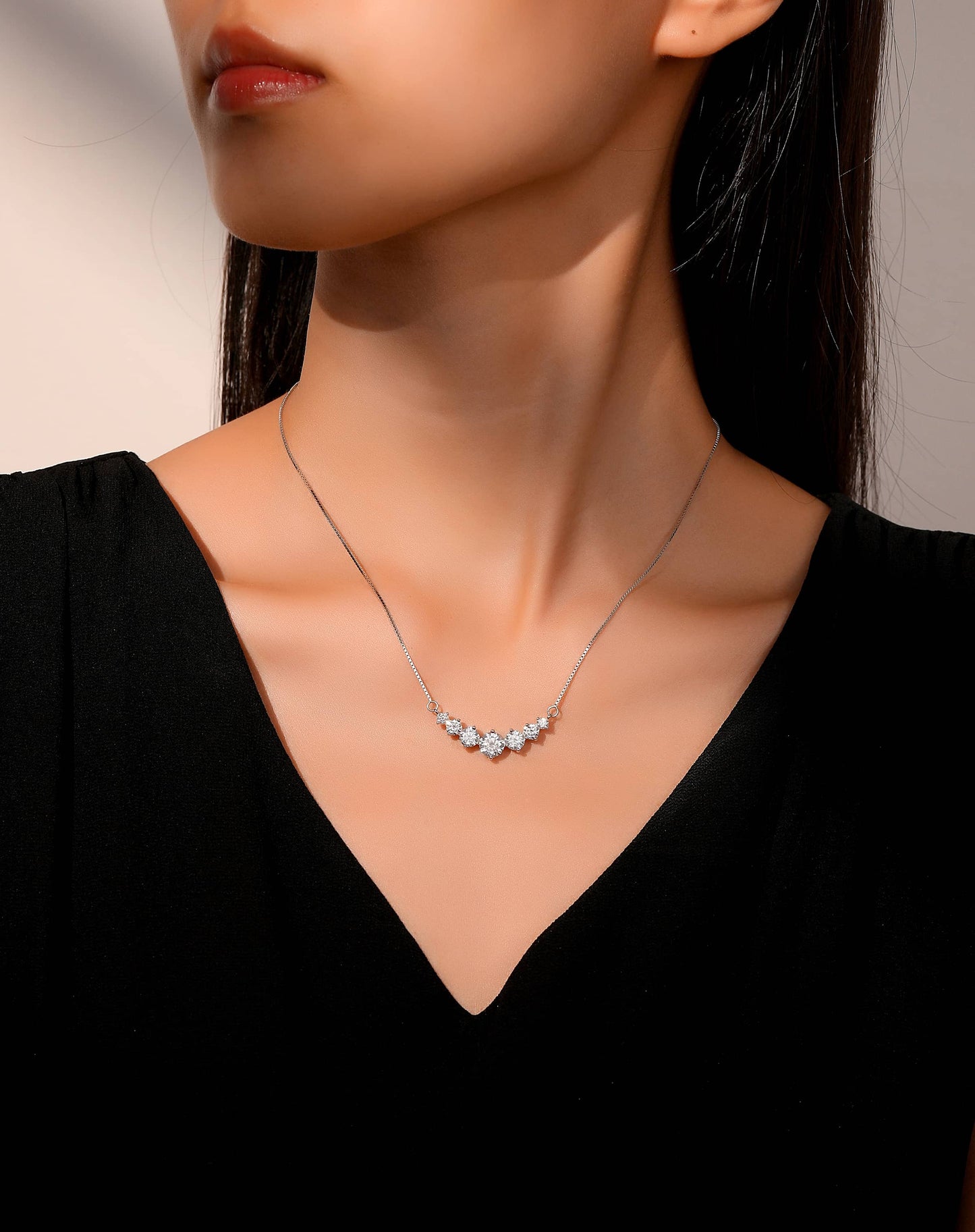 Aubrey Diamond necklace in Moissanite