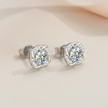 2 carats Lab Grown Diamond Studs