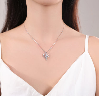 Jasmine Heart Necklace in White gold