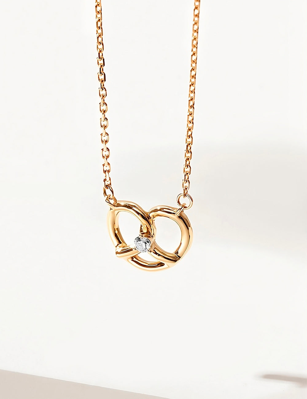 Pretzel Necklace in Gold